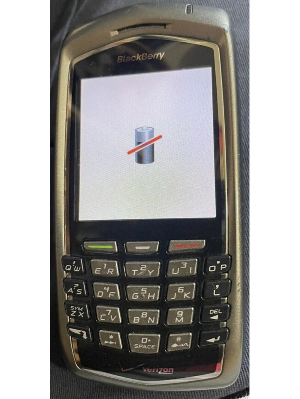 BlackBerry 7130e Black (Verizon)  NEEDS BATTERY SELLING ASIS FOR PART OR REPAIR